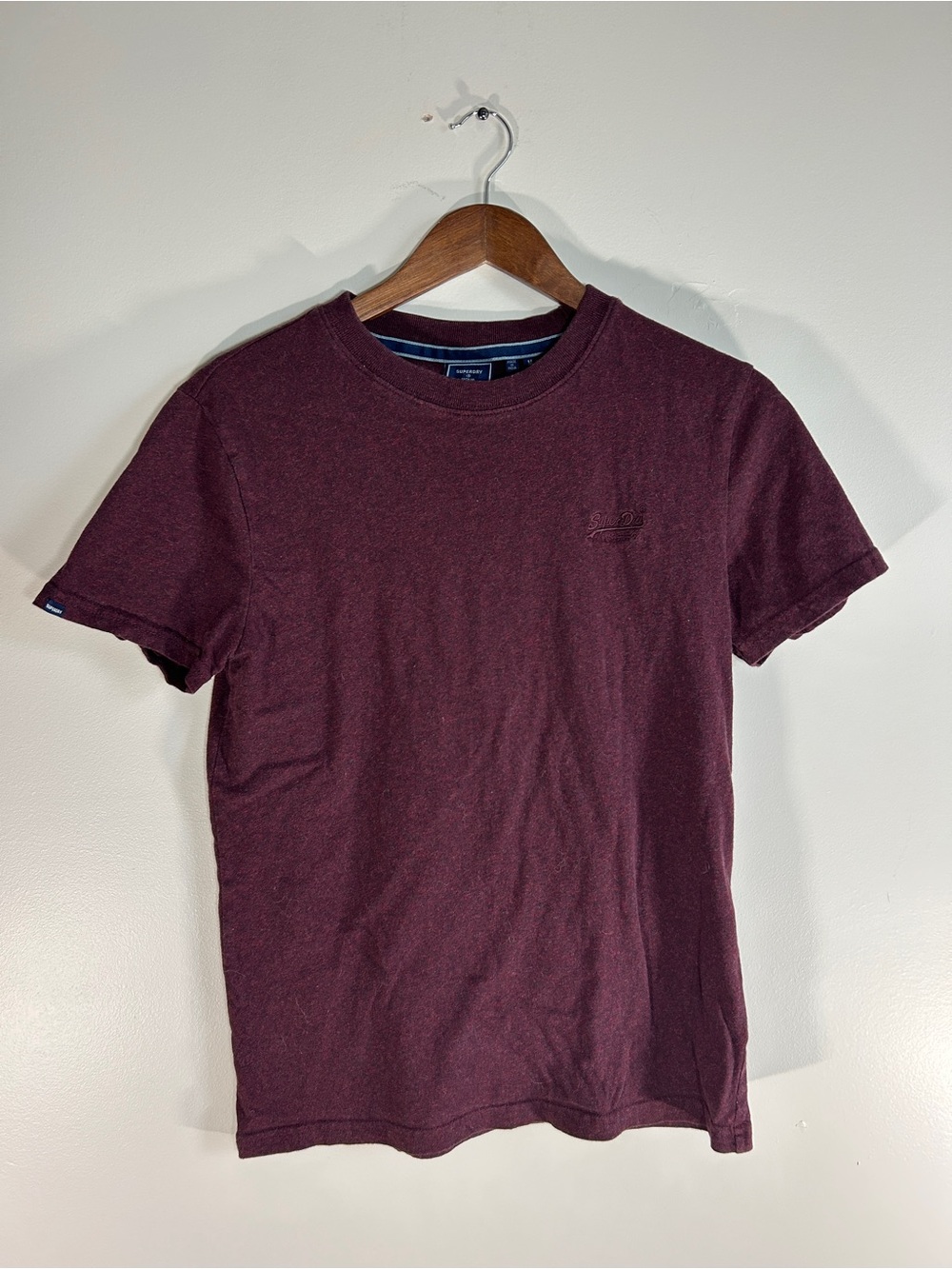 Superdry Men's Short Sleeve Tee in Deep Burgundy